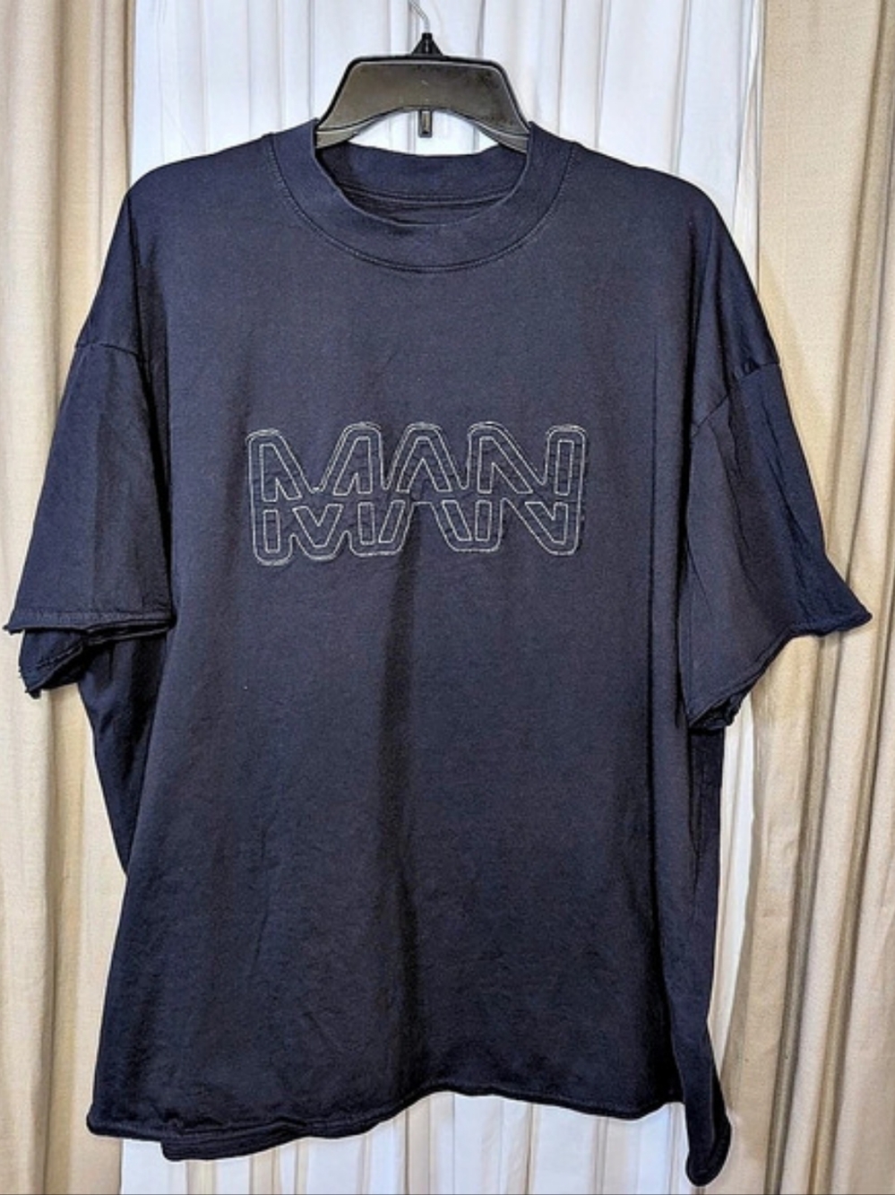 boohooMAN Oversized Man Dot Embroidered T-Shirt Oversized Graphic Tee in Black